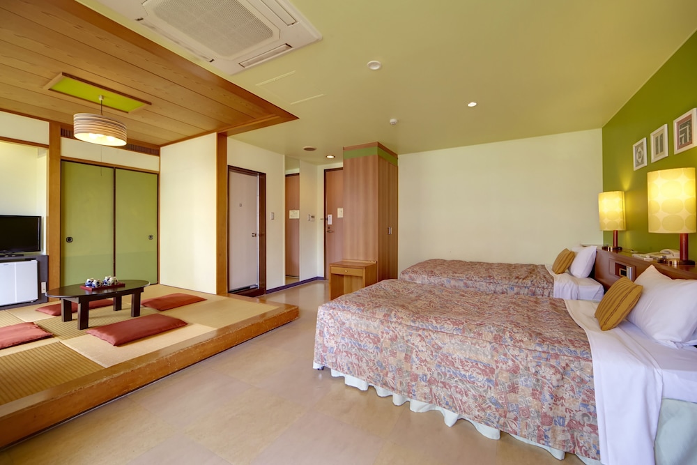 Hotel Sun Palace Kyuyokan 14/72