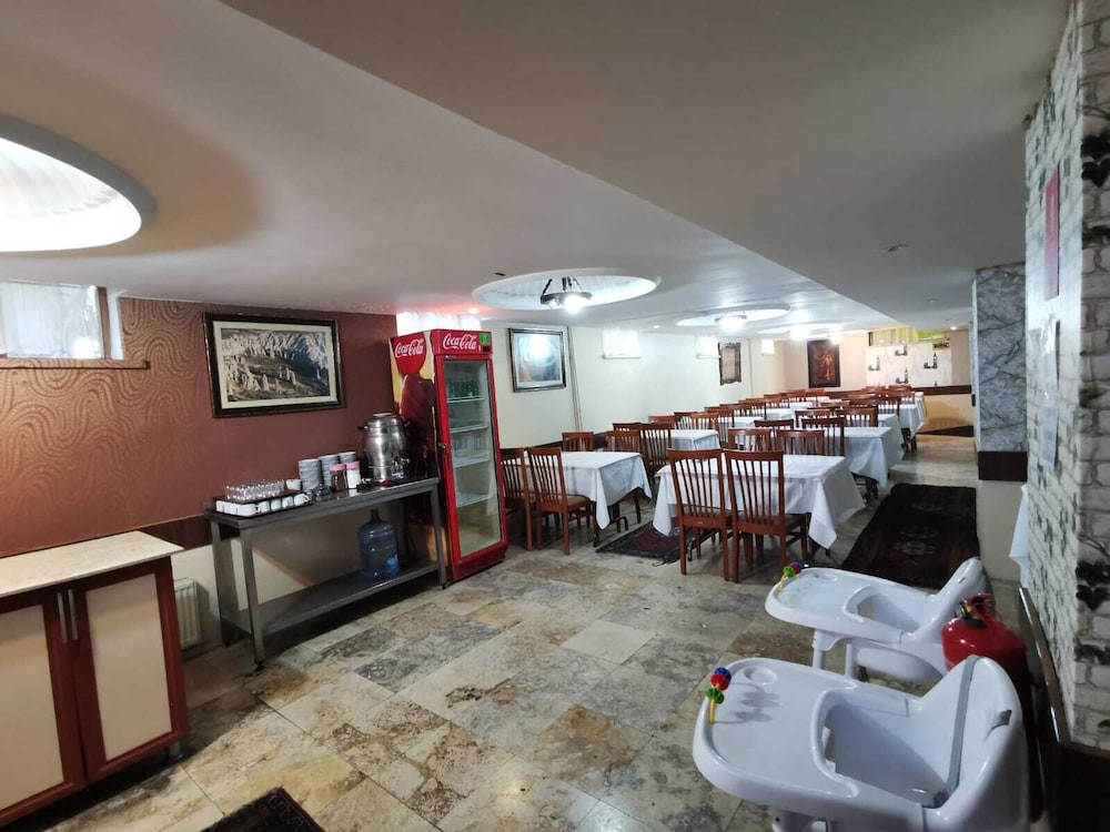 Sena Hotels 9/63