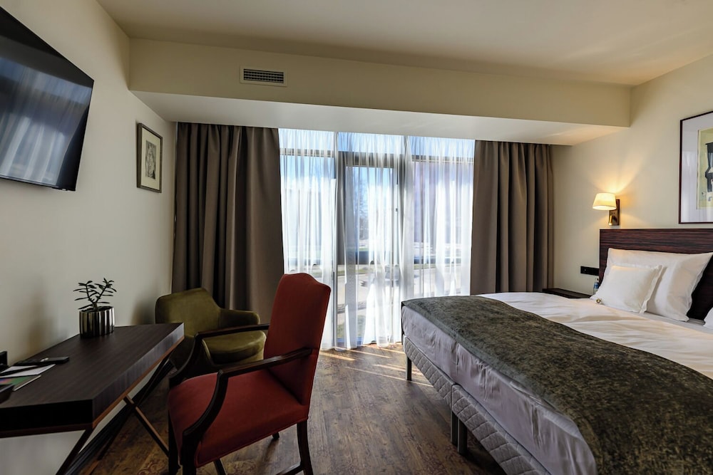 Superior, Double or Twin Bed