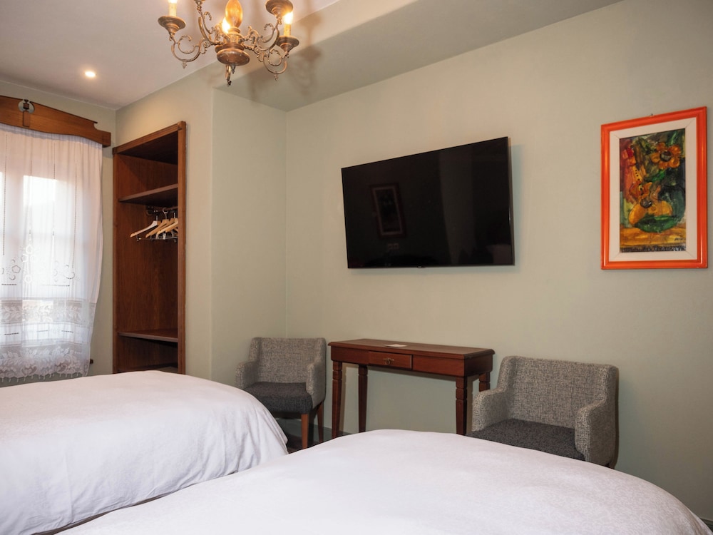 Vila Ebel Hotel, Pool & Spa 15/48