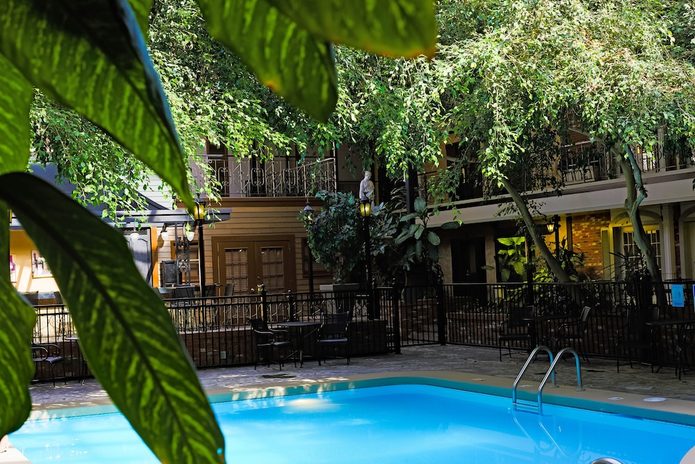 Best Western Plus Heritage Inn 4/36