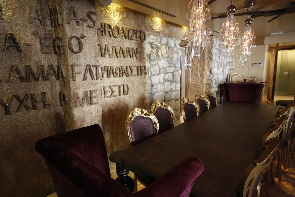 Boutique Hotel Astoria 54/66