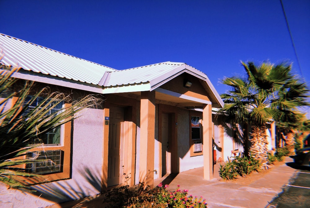 Desert Inn 4/49