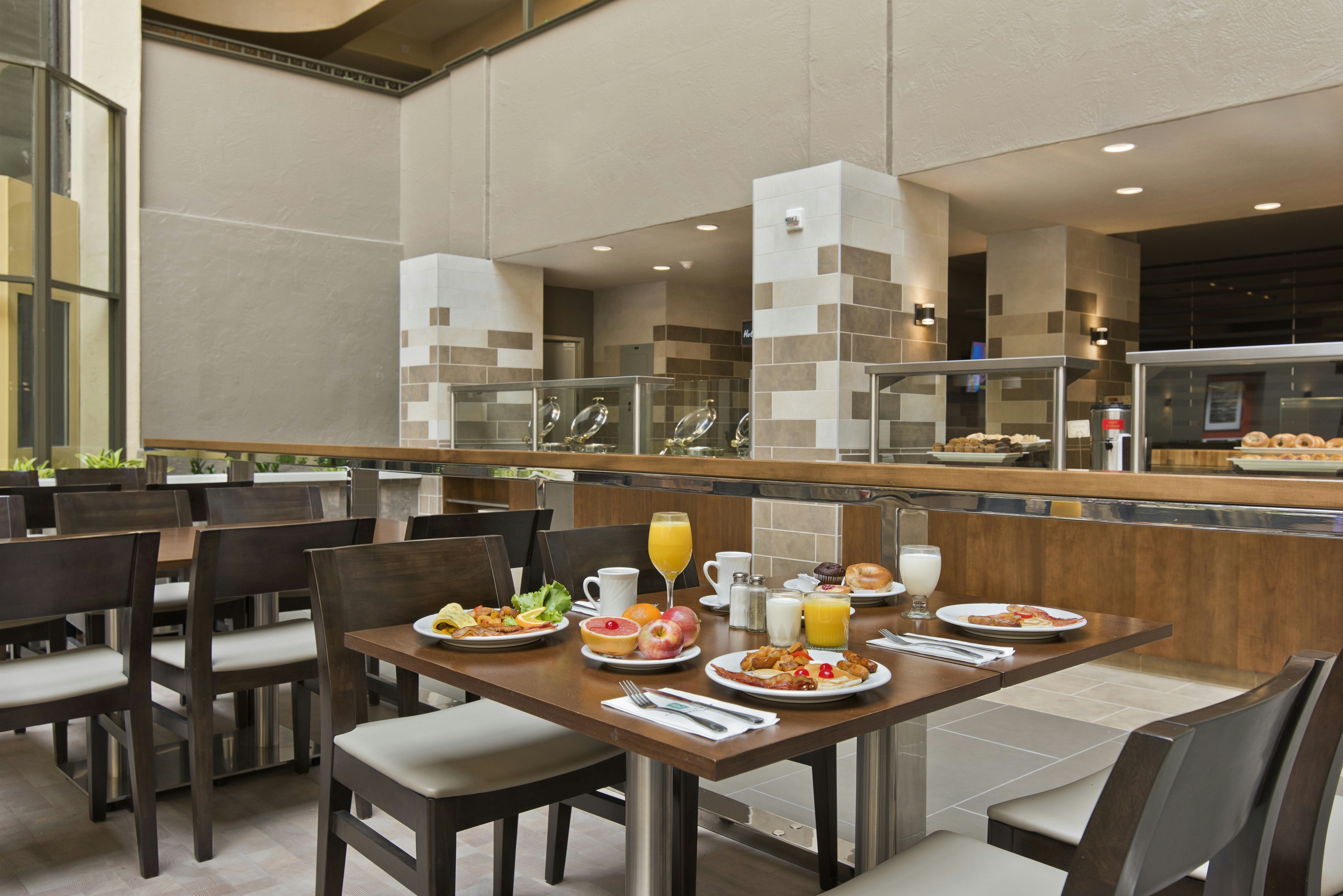 Embassy Suites By Hilton Los Angeles Downey 41/58
