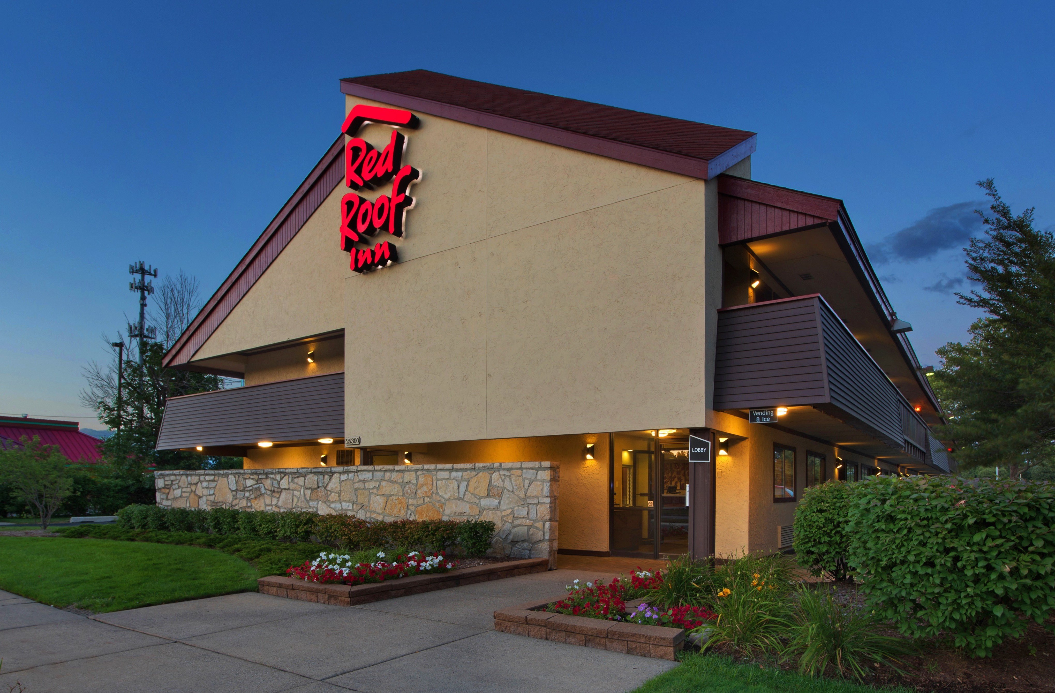 Red Roof Inn Detroit - Warren in MADISON HEIGHTS - MI