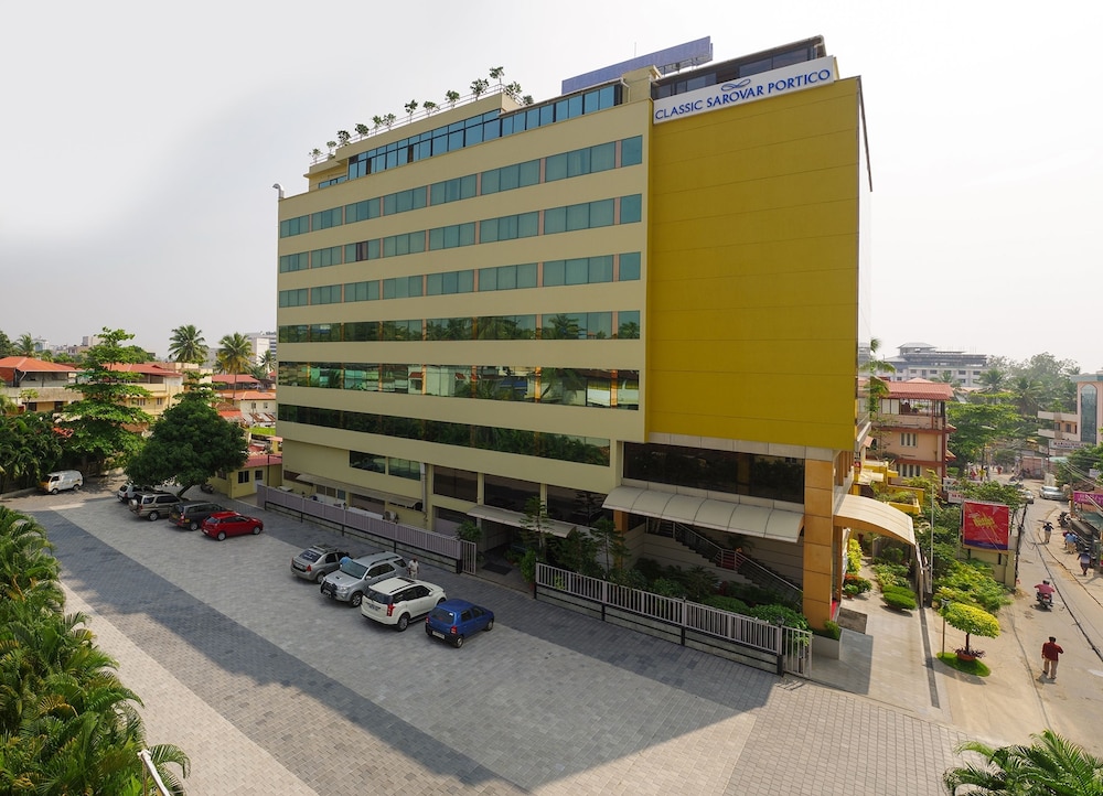 Classic Sarovar Portico 5/56