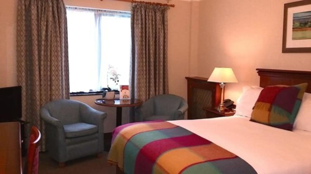 DELUXE, DOUBLE BED