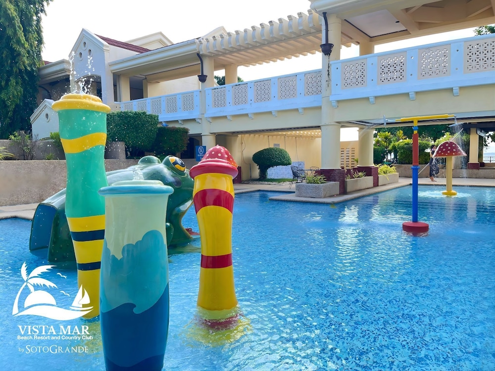 VISTA MAR BEACH RESORT AND COUNTRY CLUB 39/50