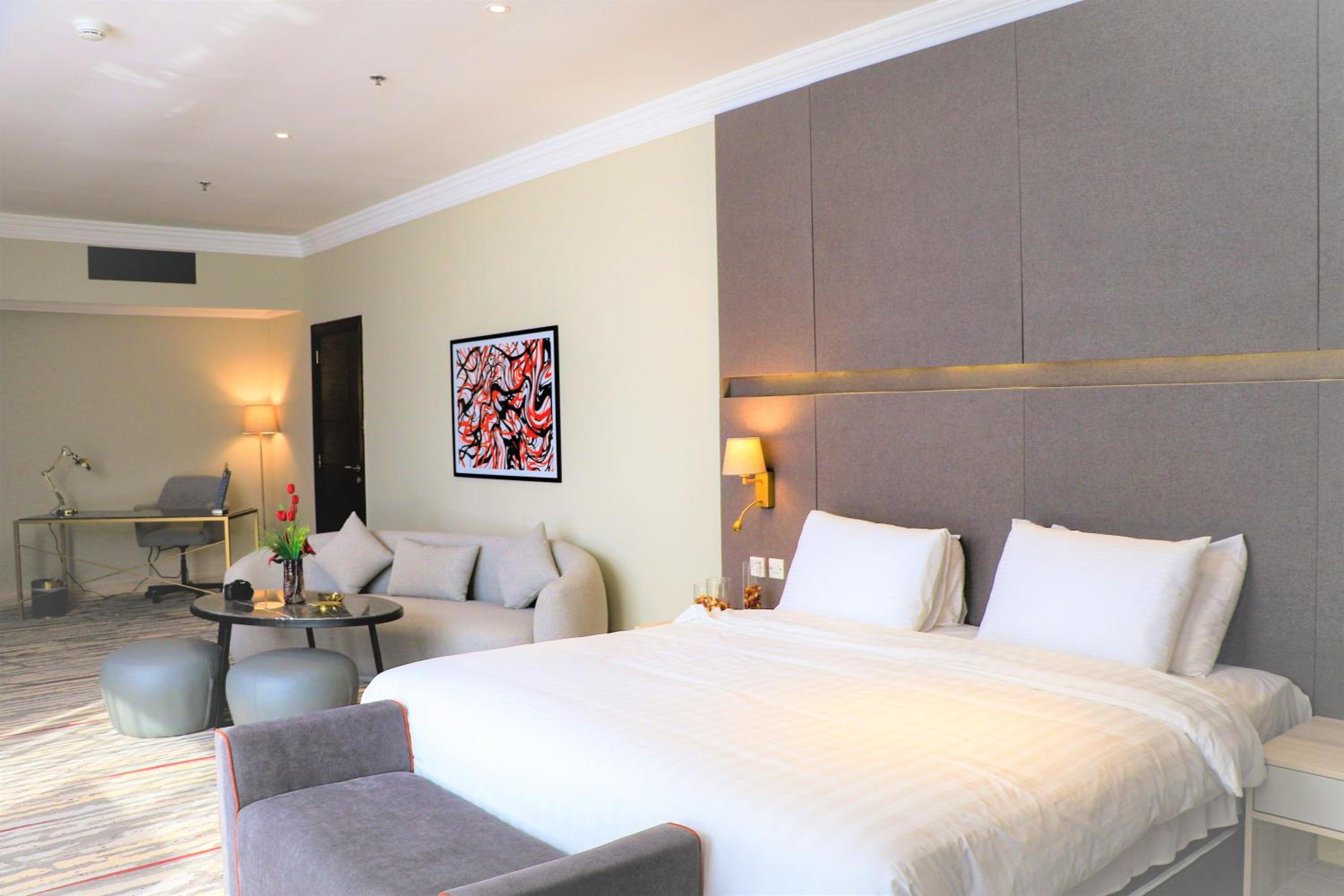 Ramada by Wyndham Doha Old Town 18/64