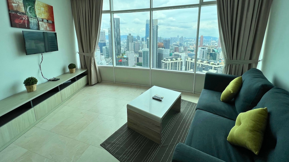 Yemala Suites @ Vortex KLCC 22/33