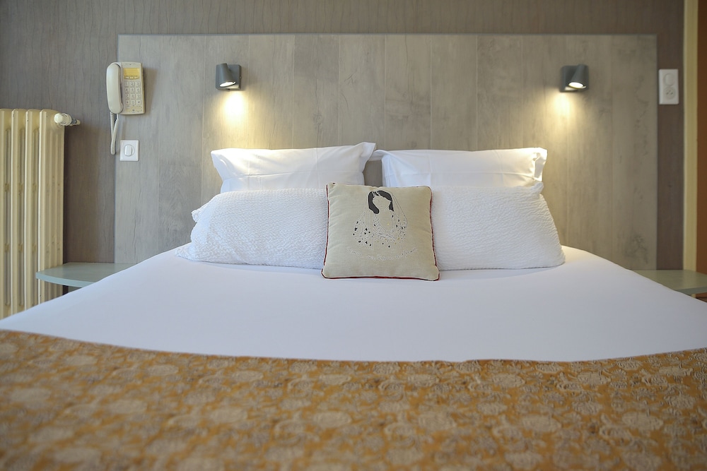 Junior Suite, Double Bed, Sofa, Hotel Bonaparte 4/5