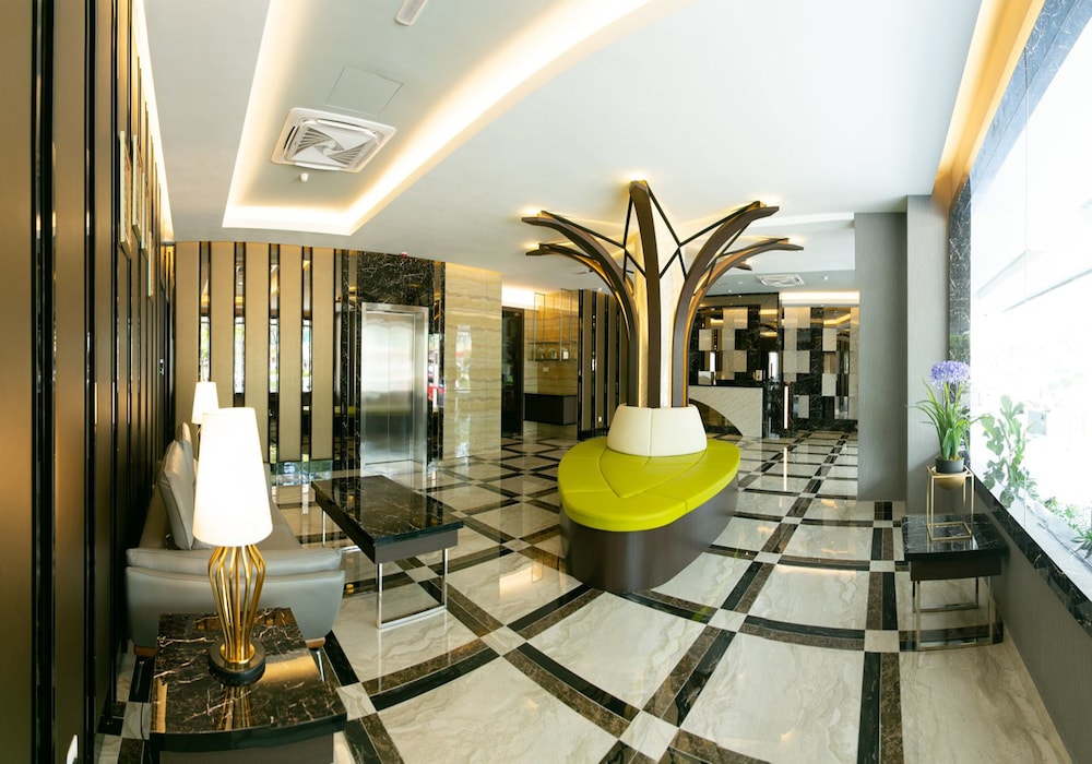 Prestigo Hotel 36/53