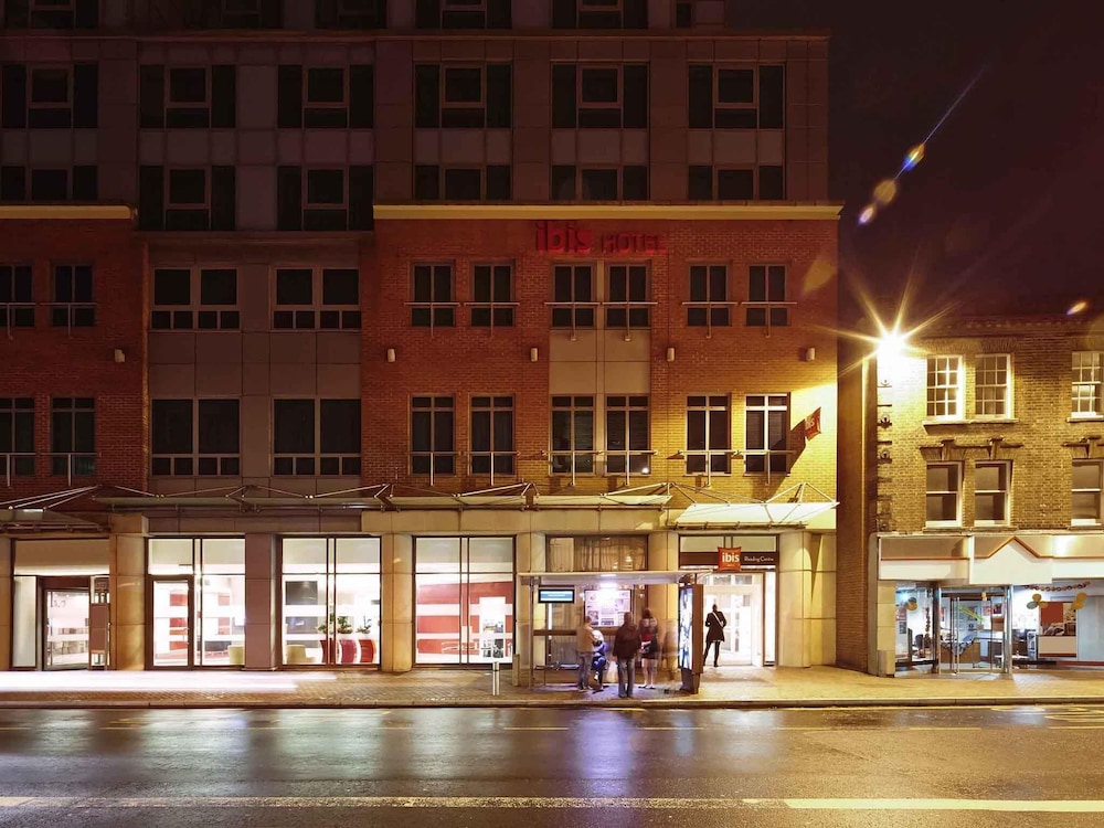 ibis Reading Centre 5/59