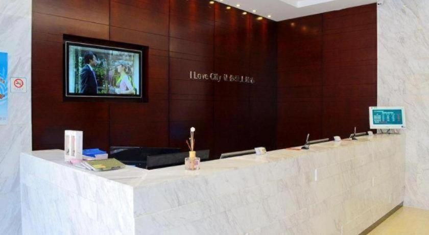 City Comfort Inn Huizhou Huxi Avenue Branch 16/48