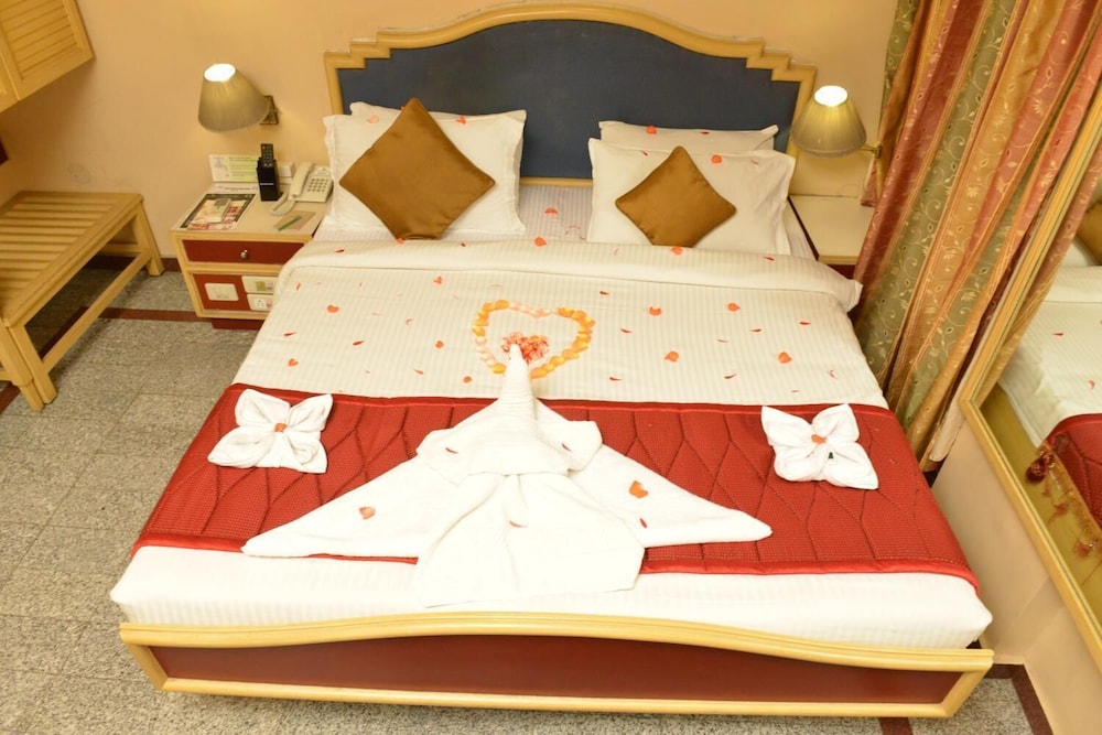 Sree Bharani Hotel 16/27