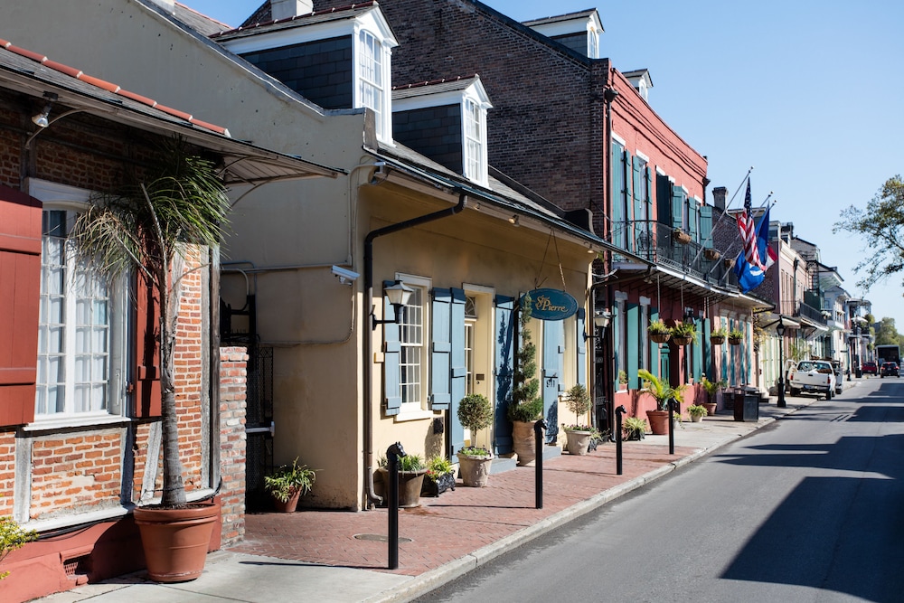 Hotel St Pierre French Quarter 69/78