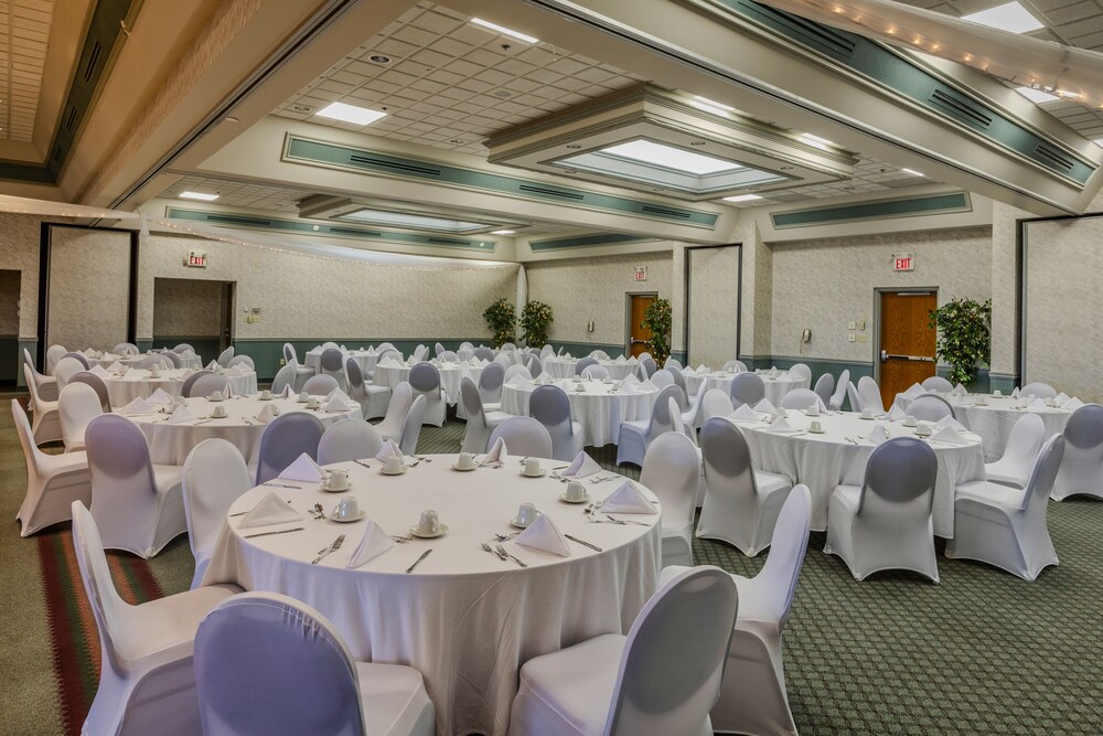 Old Orchard Inn & Spa 37/50