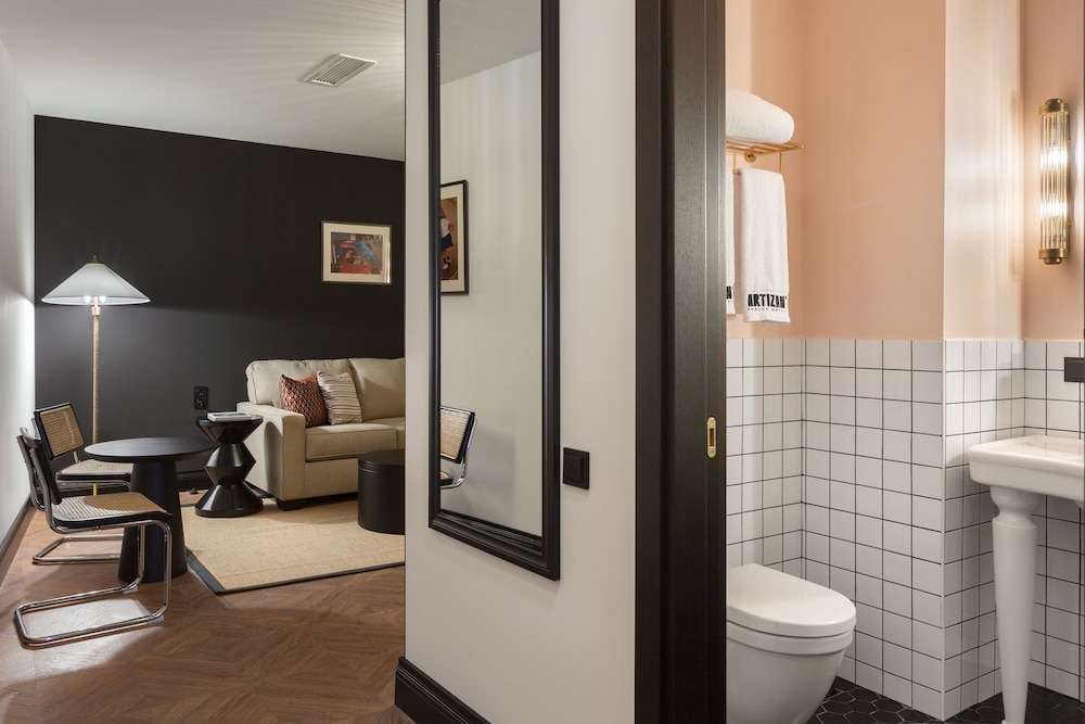 Artizan Design Hotel 61/61