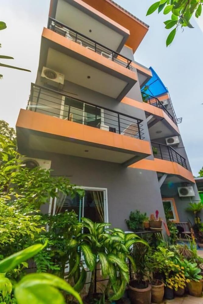 Baan Yuyen Karon Guesthouse 2/76