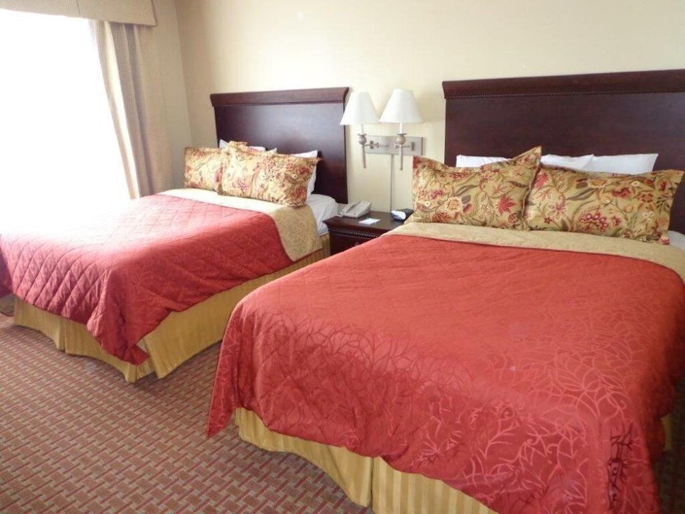 Euro Suites Hotel 13/52