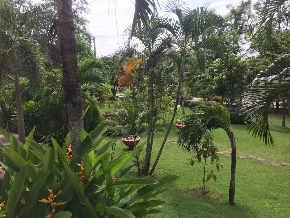 Mountain Beach Resort 17/22