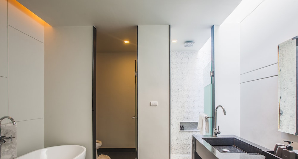 Wings Phuket Villa by Two Villas HOLIDAY 44/45