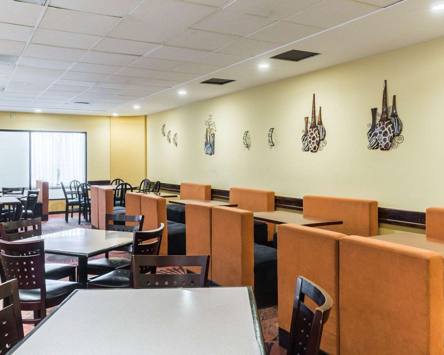 Clarion Hotel Somerset - New Brunswick, NJ 25/33
