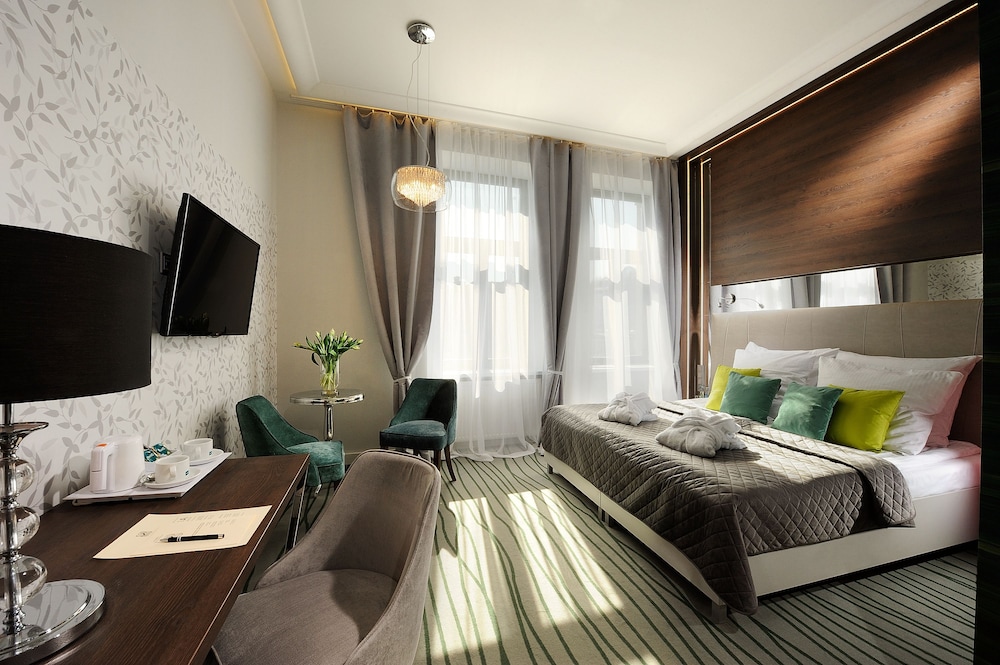 Plaza Boutique Hotel 32/68