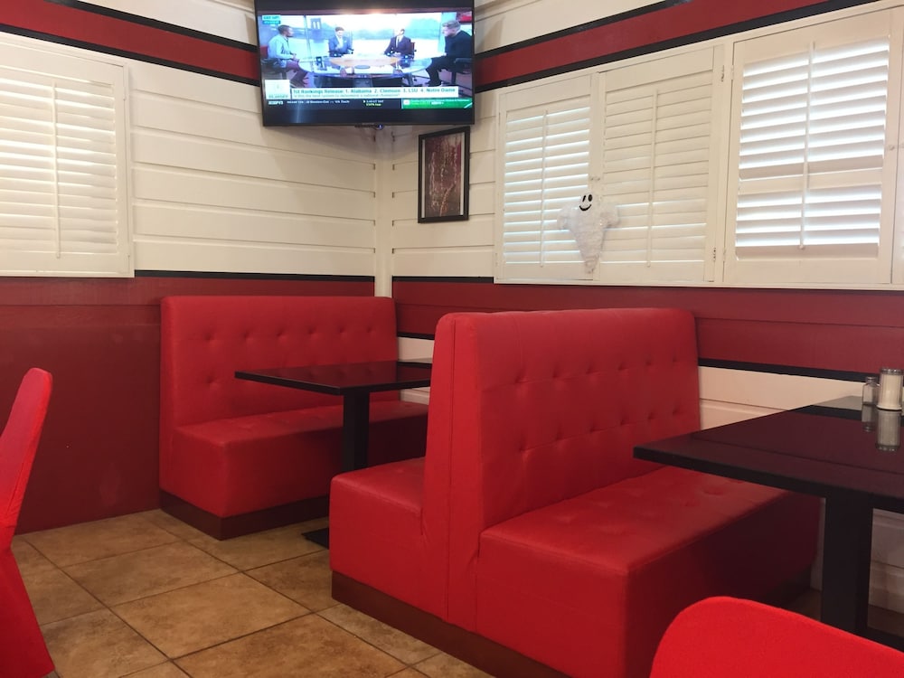 Days Inn by Wyndham Deming 16/24