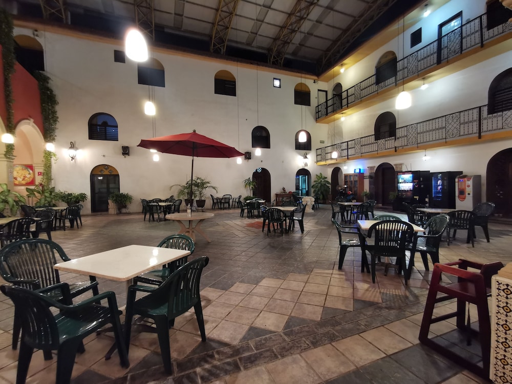 Doralba Inn Merida Ex Dolores Alba Merida 46/67