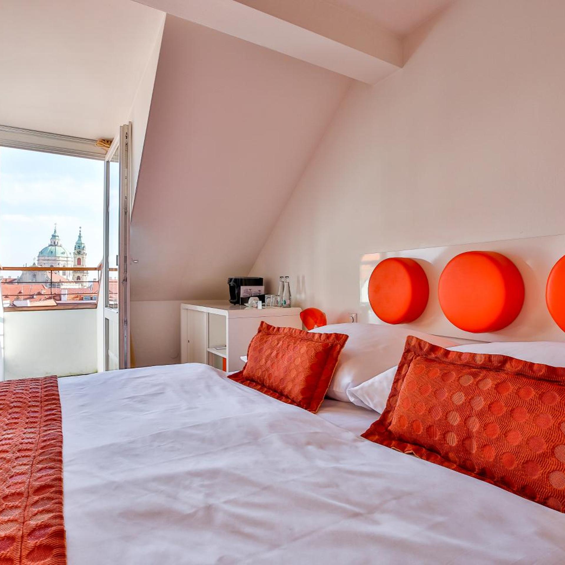 Top, Superior, with View, Sofa