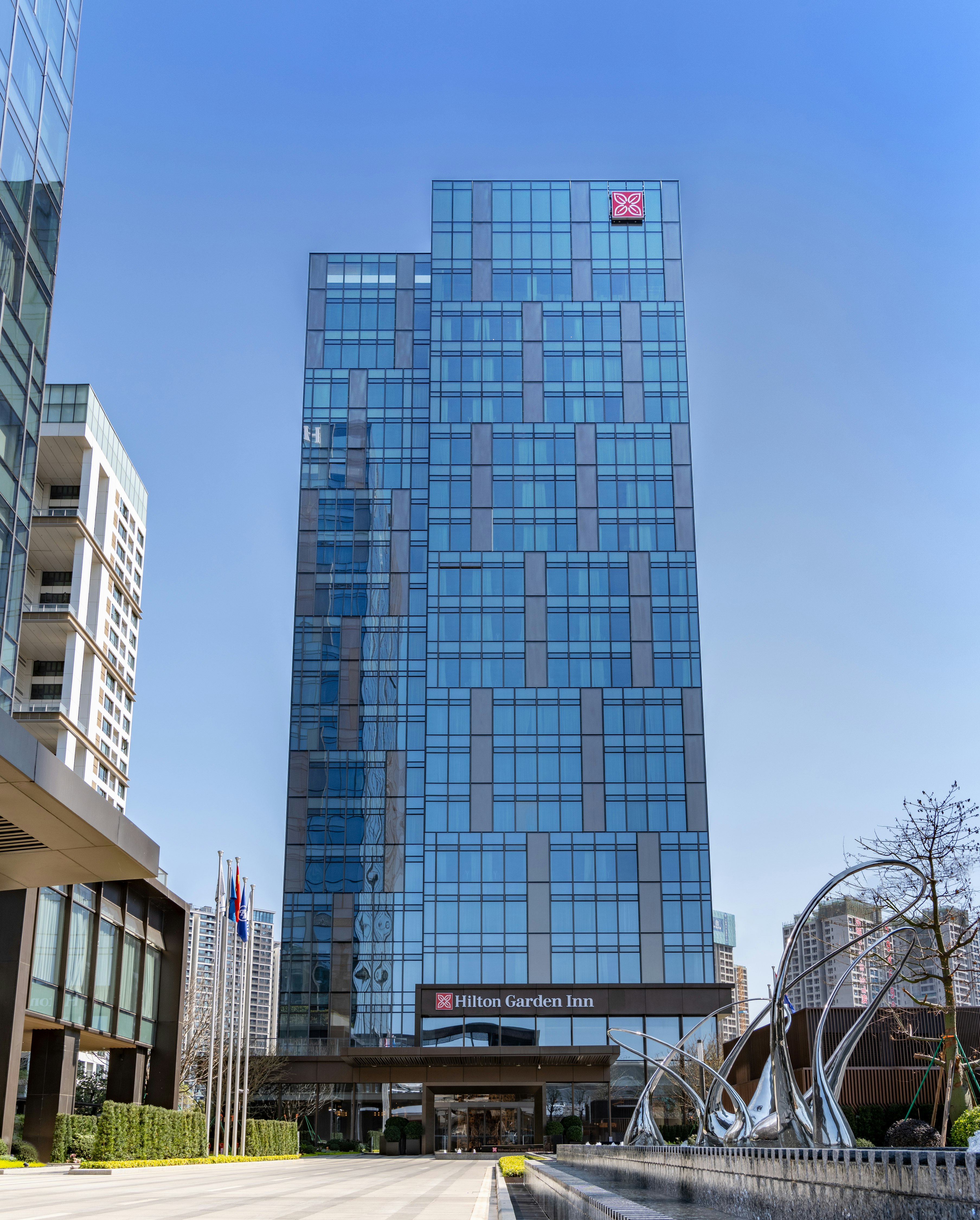 Hilton Garden Inn Shenzhen World Exhibition & Convention Center 2/48