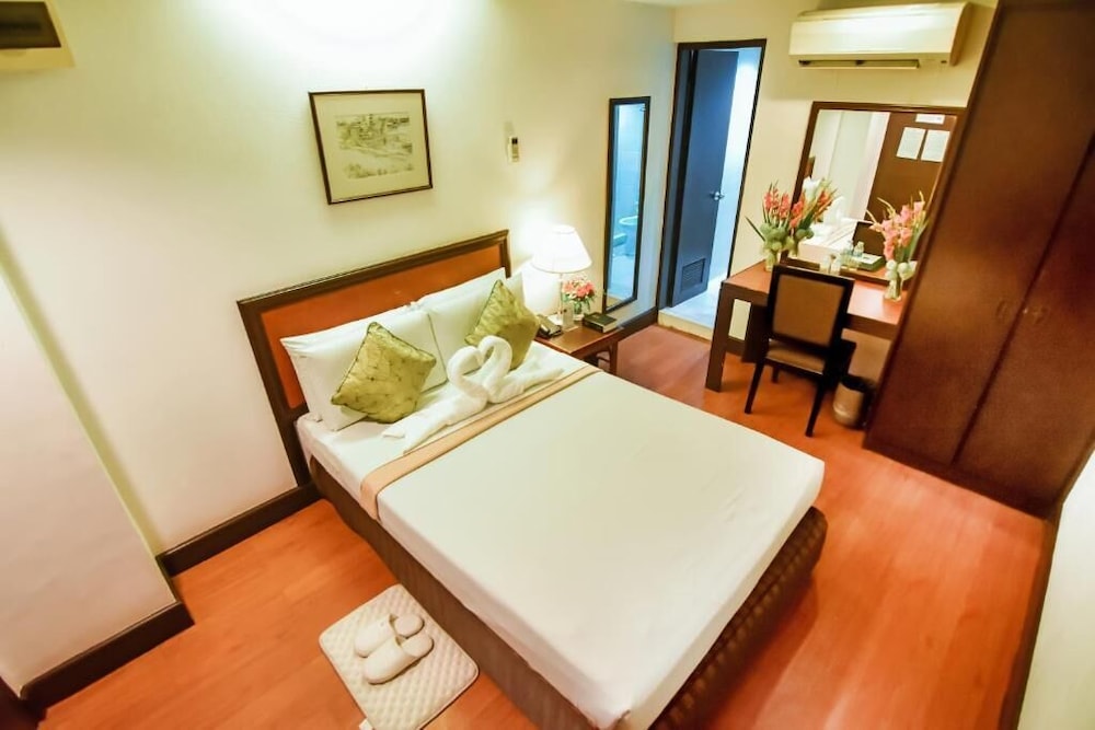 Rajah Park Hotel 5/50
