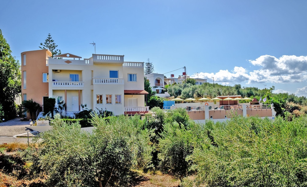 Poseidon Apartments photo4