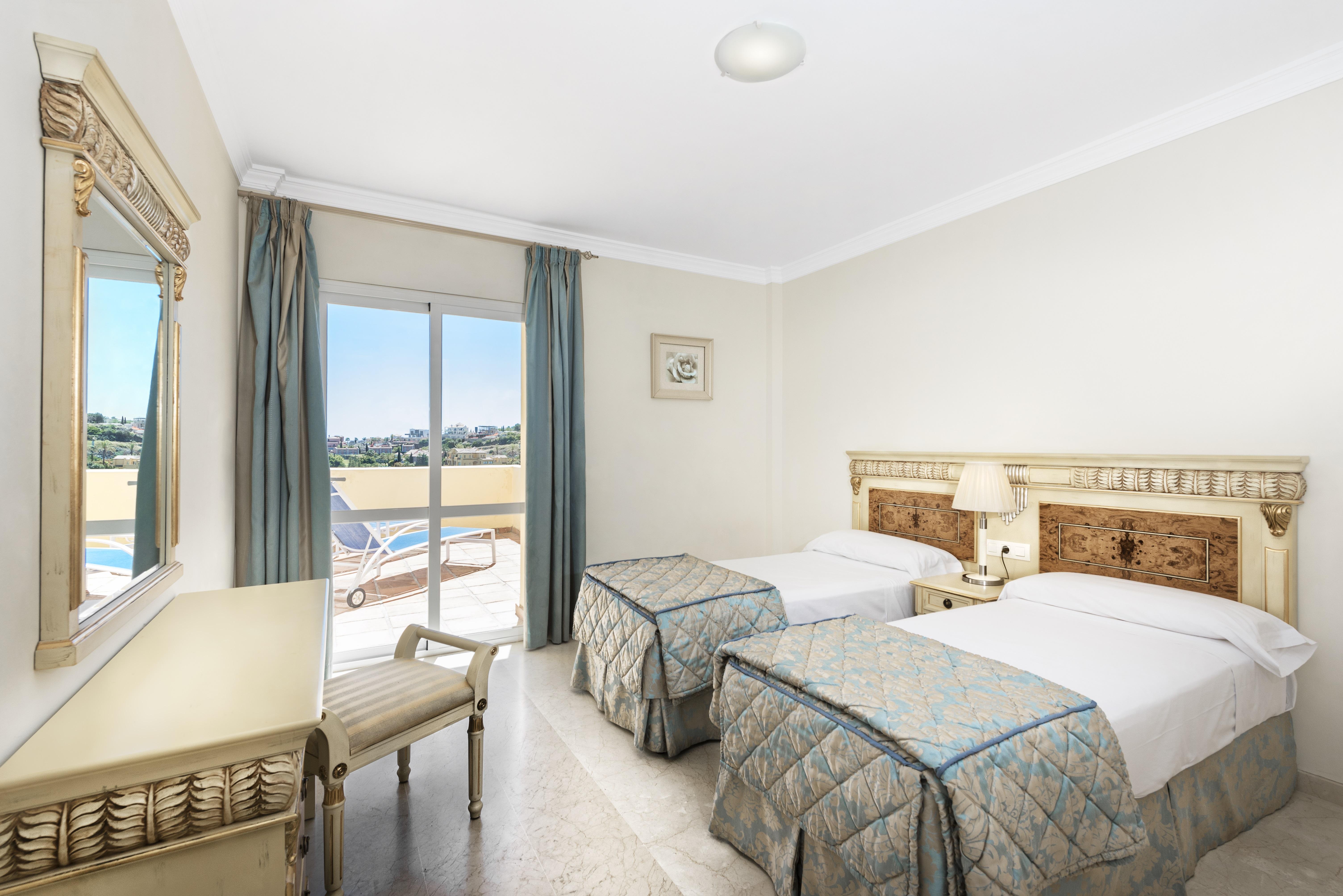 3 Bedrooms, Apartment, Balcony or Terrace