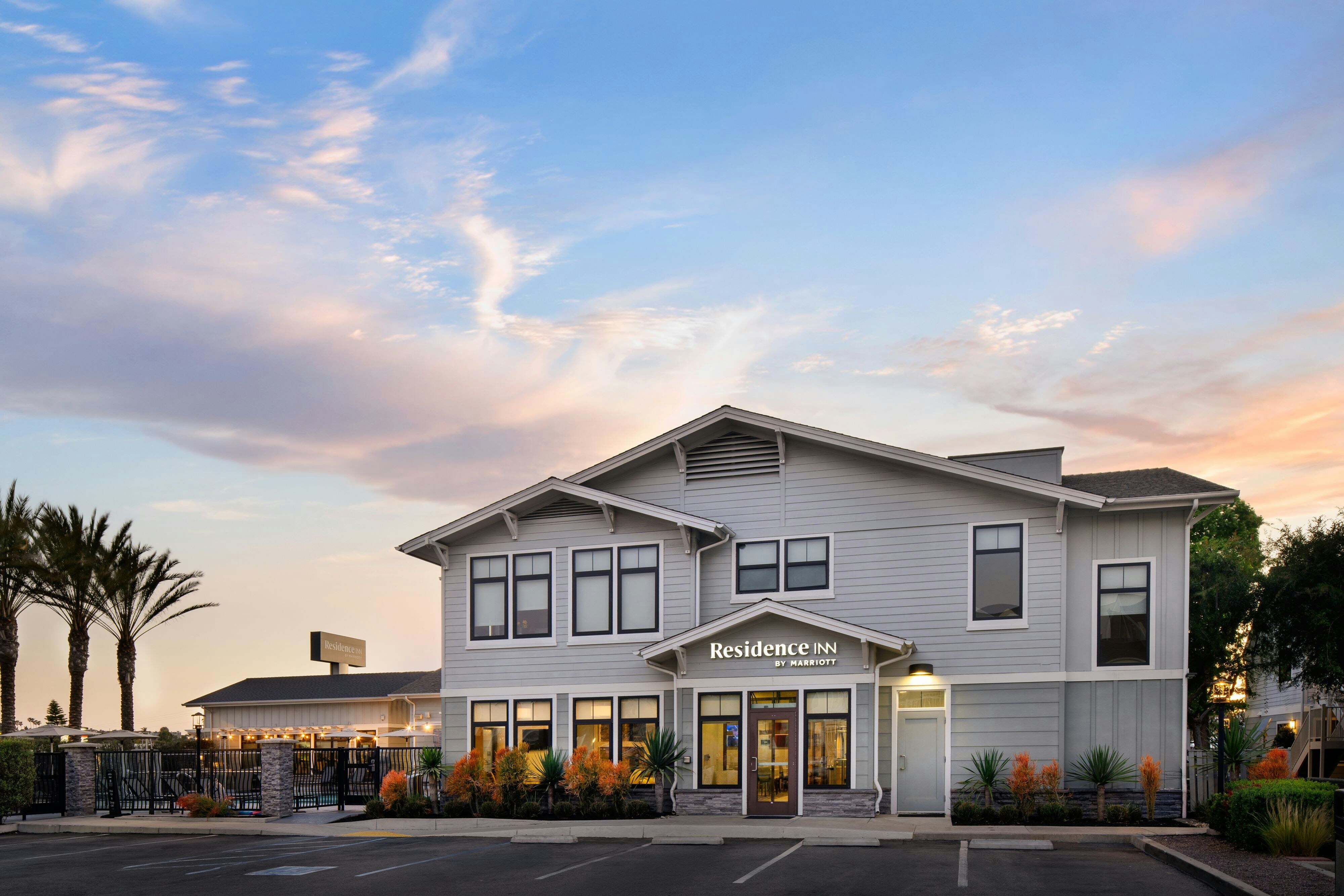 Residence Inn Los Angeles LAX/Manhattan Beach 2/43