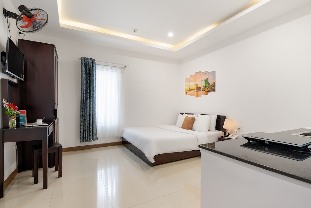 Phuong Dong Hotel & Apartment 21/35