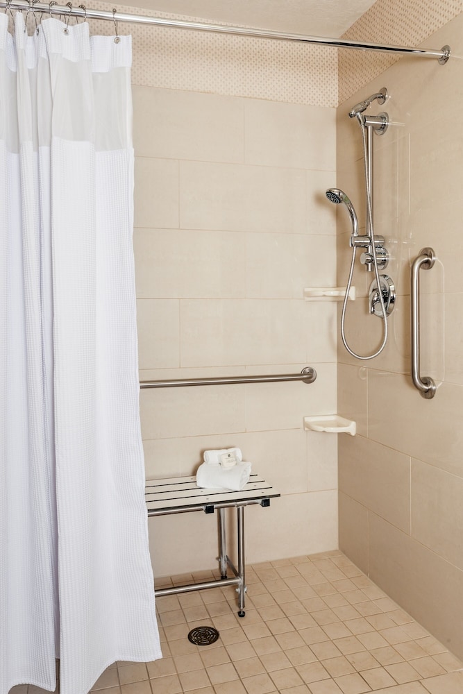 Crowne Plaza Anchorage-Midtown 26/78