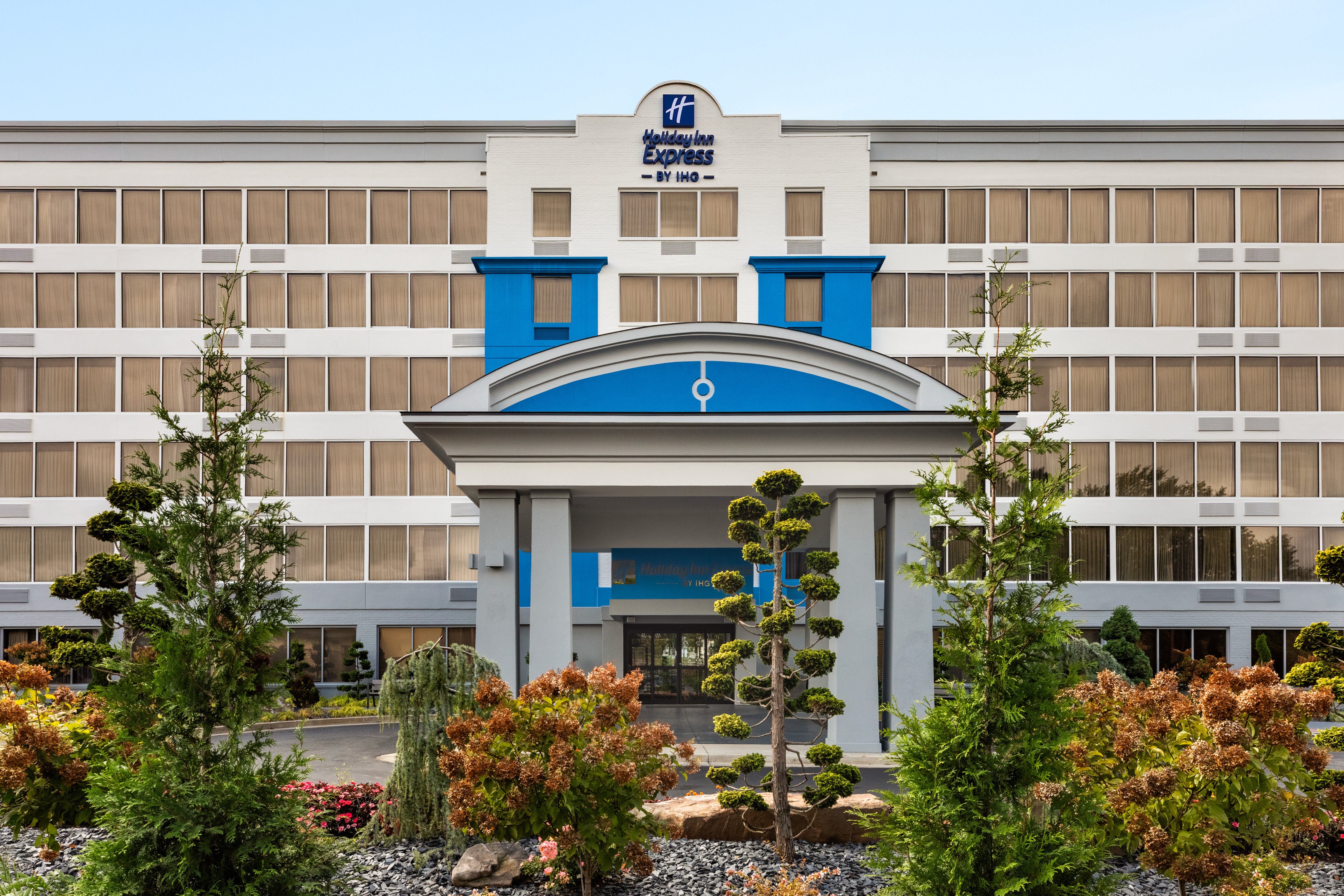 Holiday Inn Express Atlanta-Kennesaw 4/77