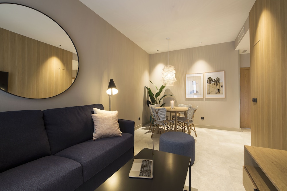 GoodNight Cadiz Apartments 32/50