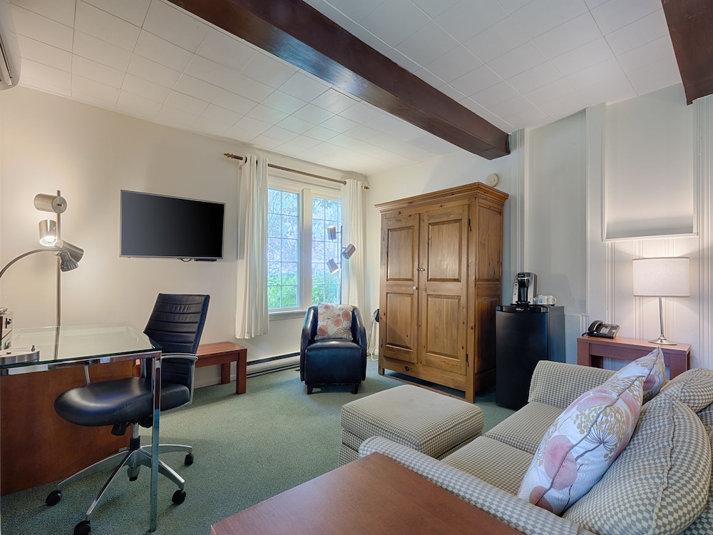 Auberge Handfield 20/50