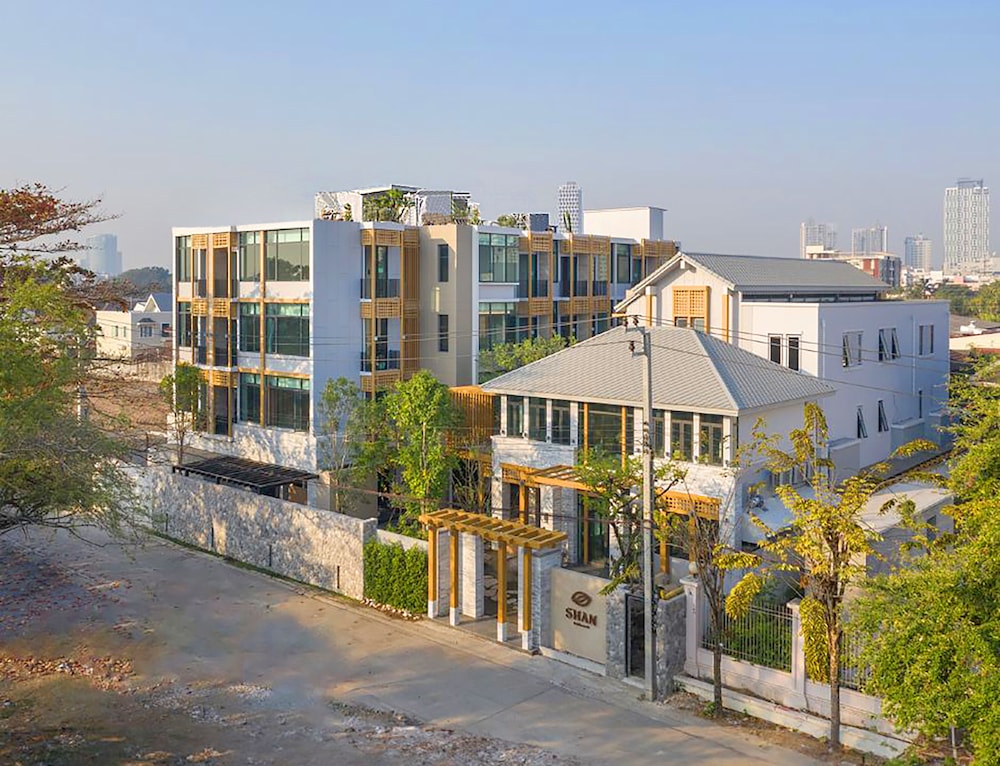 SHAN Villas Sukhumvit 64/70