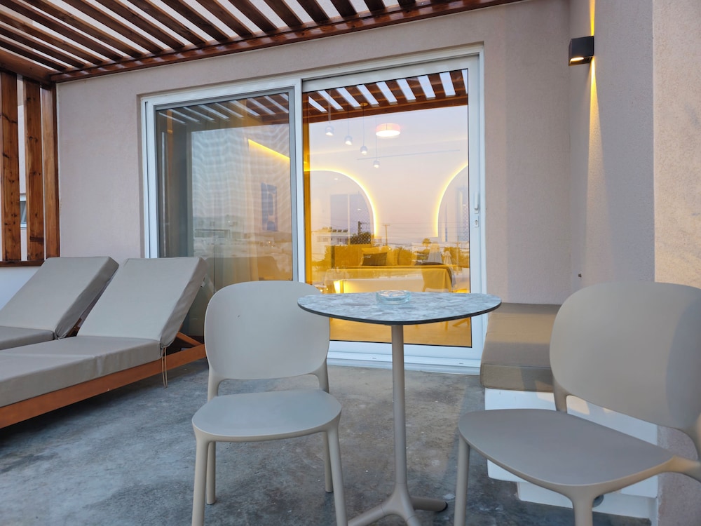 Moonlight Apartments 45/66