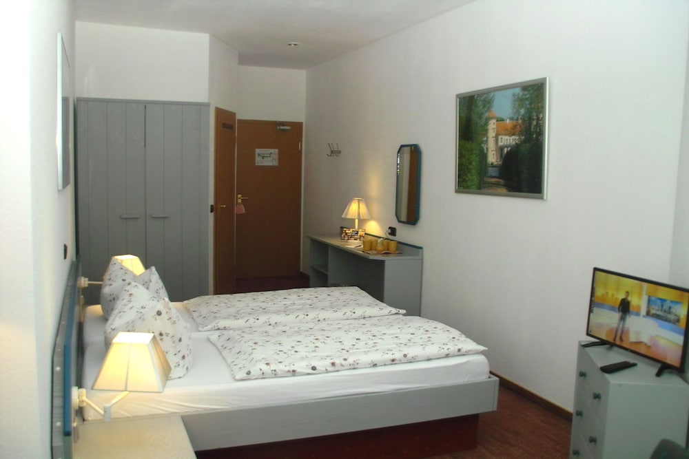 Keramik Hotel Rheinsberg 10/44