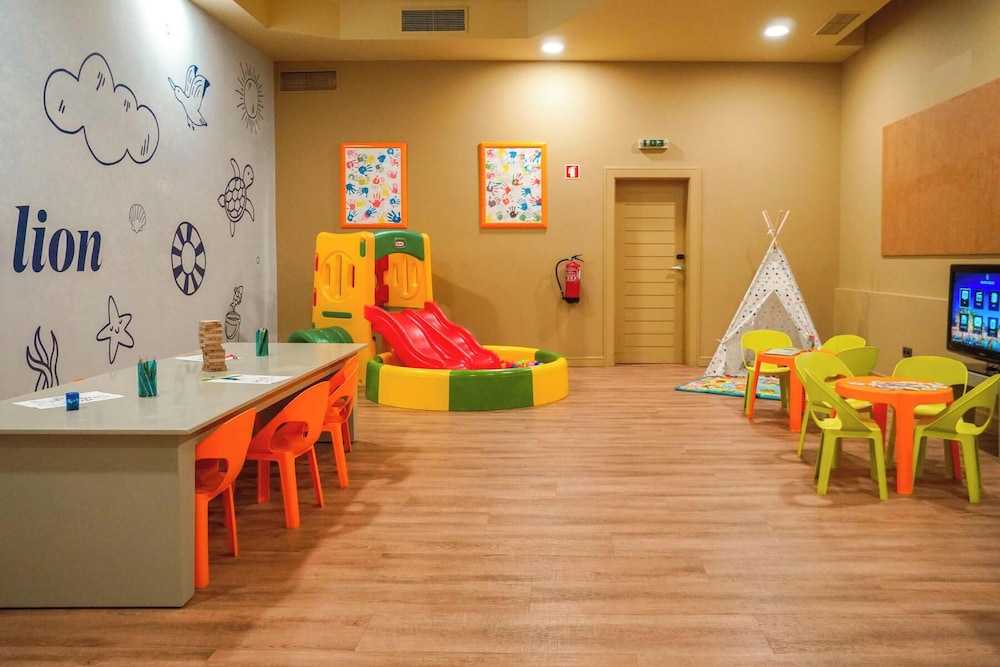 Calheta Beach by Savoy Signature 72/79