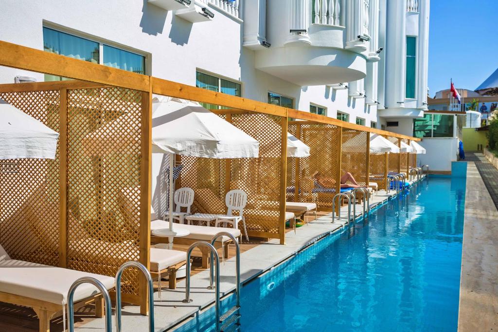 Side Royal Palace Hotel & Spa in SIDE