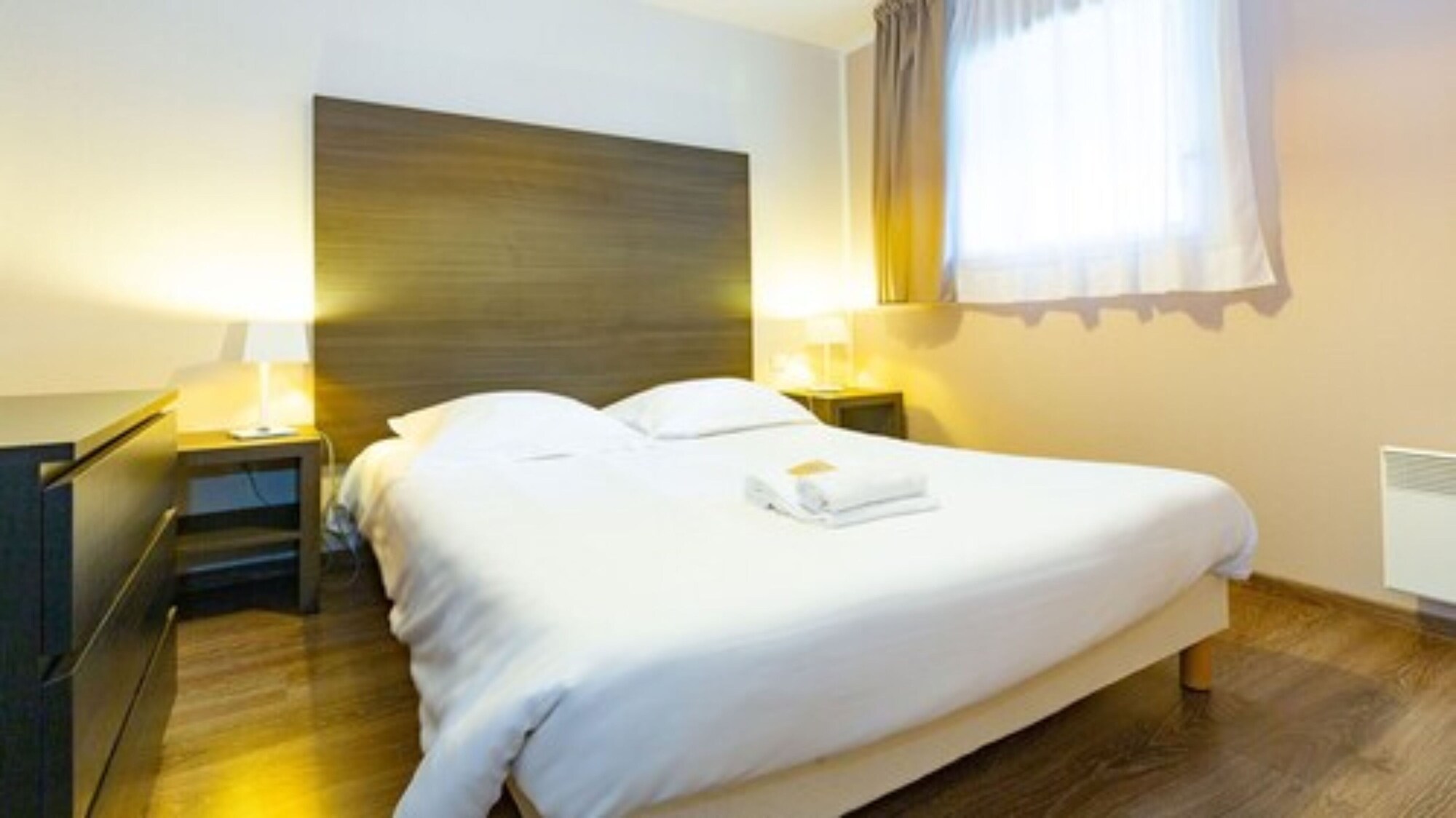 1 Bedroom, Apartment, Park View