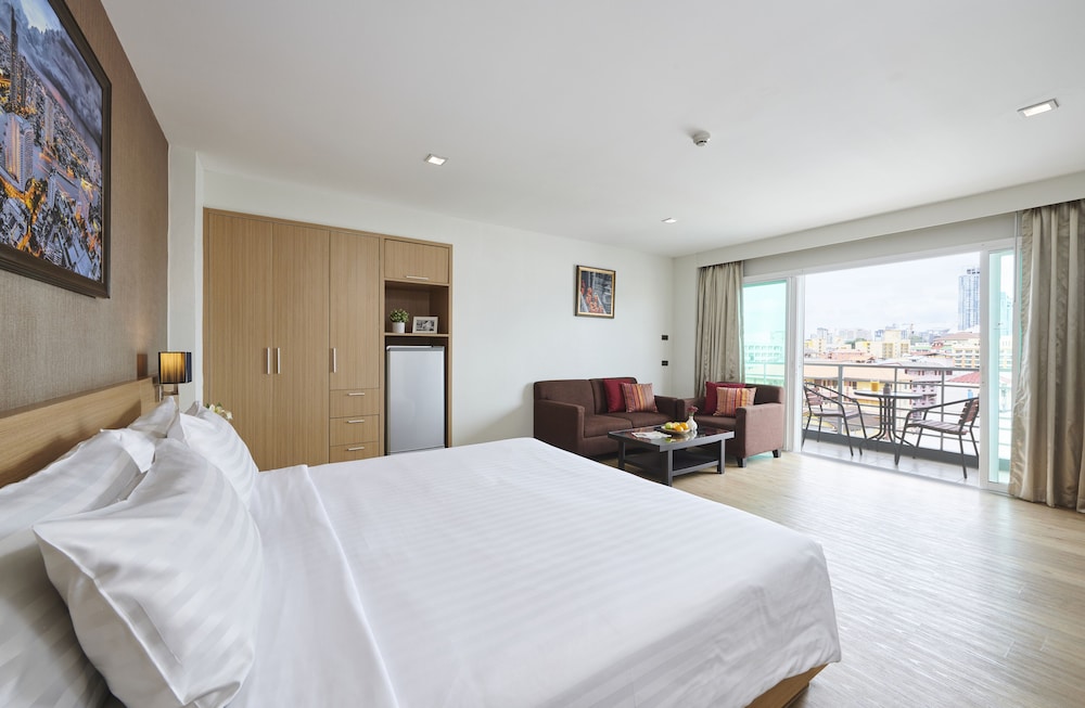 Adelphi Pattaya 28/61