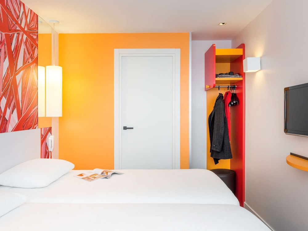 Ibis Styles Paris La Defense Courbevoie 24/62