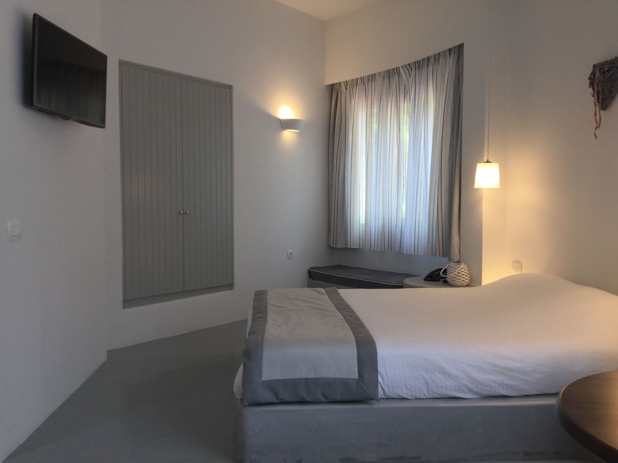 Studio, Double Bed